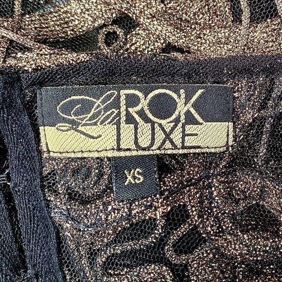 LA Rok Luxe Oversized Embroidered Crop Top - Picture 5 of 7